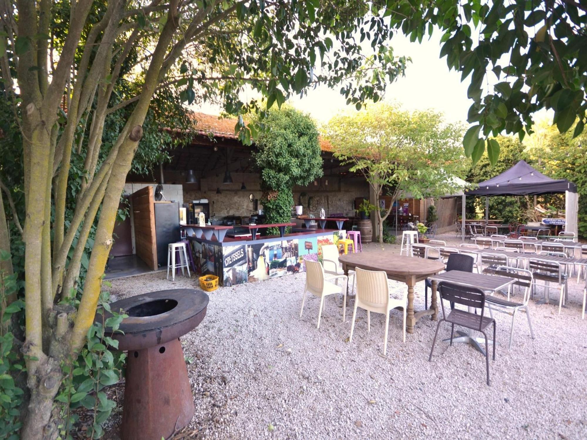 Apartment With Pool Amid Vineyards And Near The Mèze